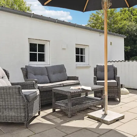 Gorgeous In With Wifi Holiday home